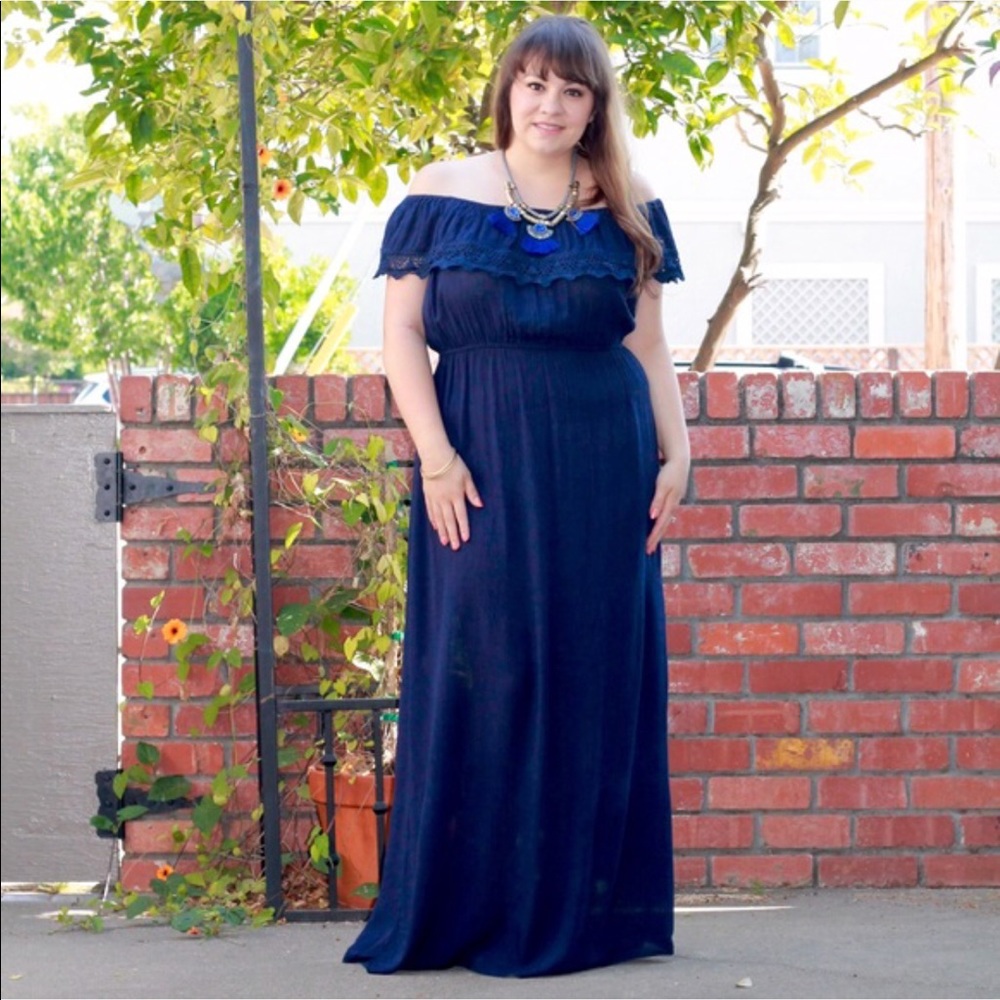 Navy Crochet Ruffle Detail Maxi Dress - Picture 4 of 6